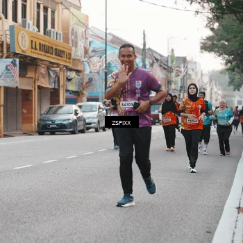 Runner Photo 5892005