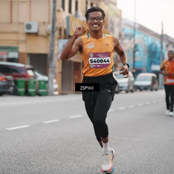 Runner Photo 5892076