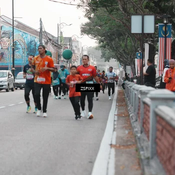 Runner Photo 5892078