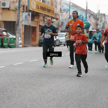 Runner Photo 5892086