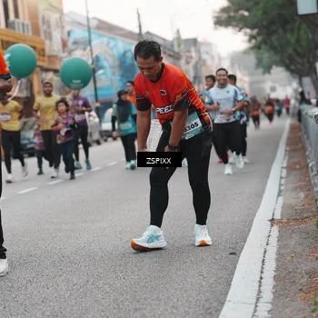 Runner Photo 5892098