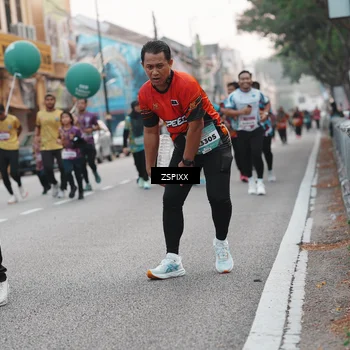 Runner Photo 5892099