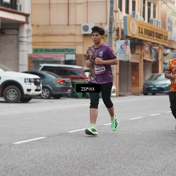 Runner Photo 5892149