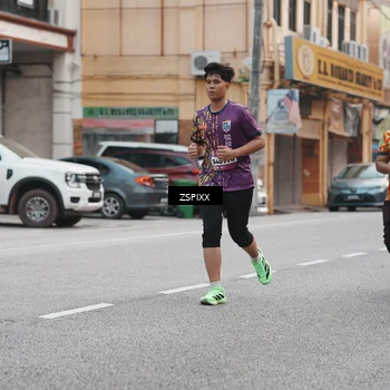 Runner Photo 5892150