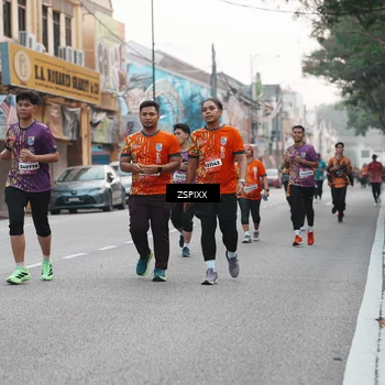 Runner Photo 5892155