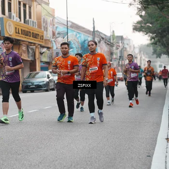 Runner Photo 5892156