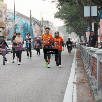Runner Photo 5892260