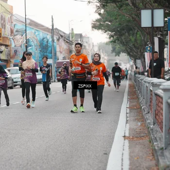 Runner Photo 5892266