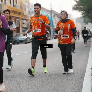 Runner Photo 5892316