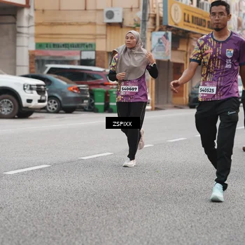 Runner Photo 5892329