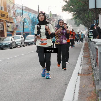 Runner Photo 5892337