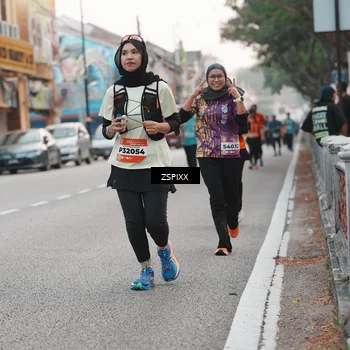 Runner Photo 5892340