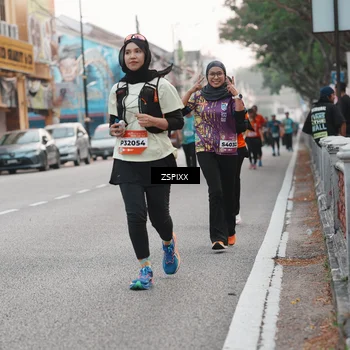 Runner Photo 5892341