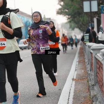 Runner Photo 5892350
