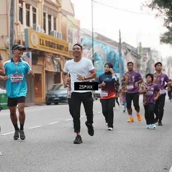 Runner Photo 5892365