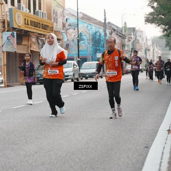 Runner Photo 5892375