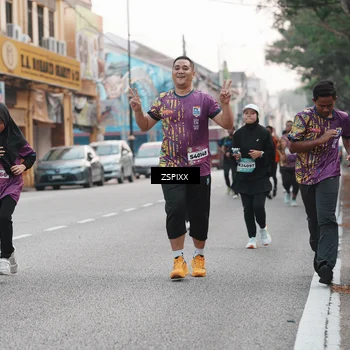 Runner Photo 5892414