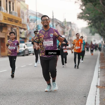 Runner Photo 5892424