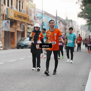 Runner Photo 5892429
