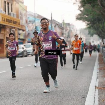 Runner Photo 5892434