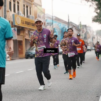 Runner Photo 5892453