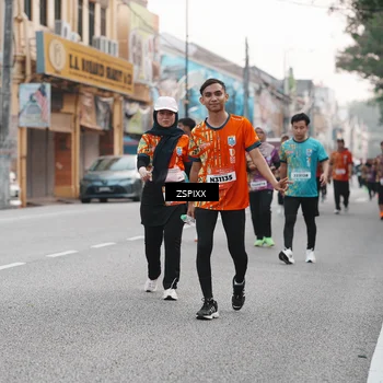 Runner Photo 5892455