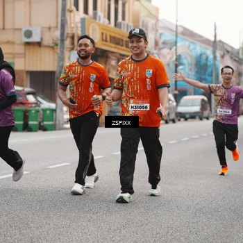 Runner Photo 5892472