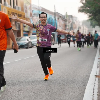 Runner Photo 5892476