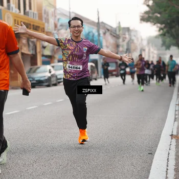 Runner Photo 5892478