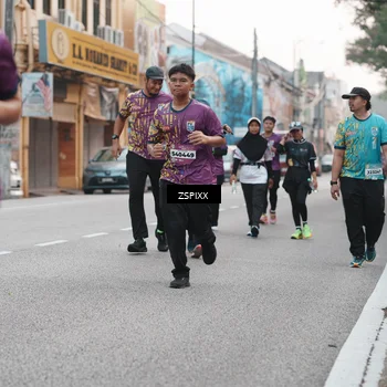 Runner Photo 5892523