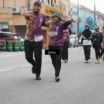 Runner Photo 5892527