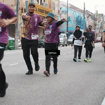 Runner Photo 5892528