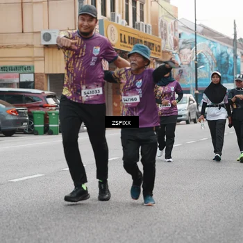 Runner Photo 5892529
