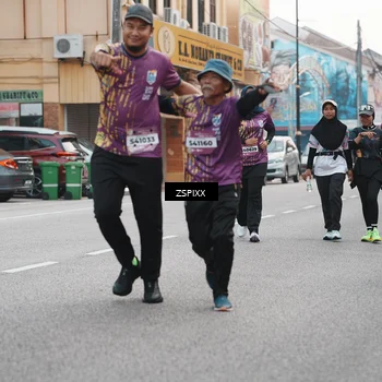 Runner Photo 5892530