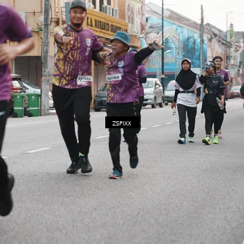 Runner Photo 5892532
