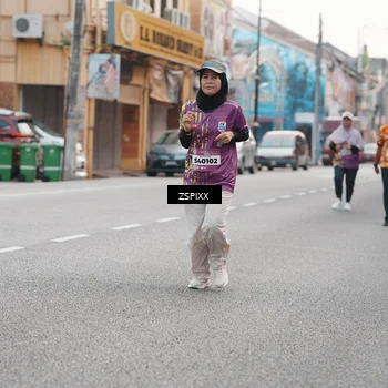 Runner Photo 5892559