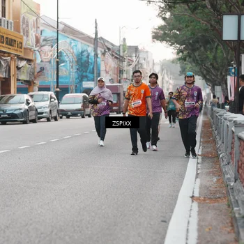 Runner Photo 5892571
