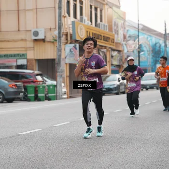 Runner Photo 5892597