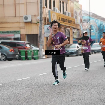Runner Photo 5892600