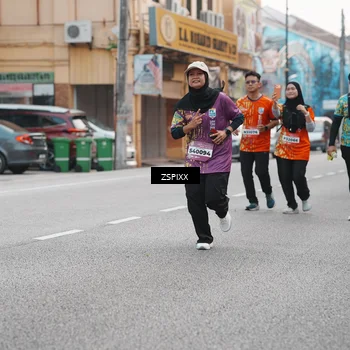 Runner Photo 5892614