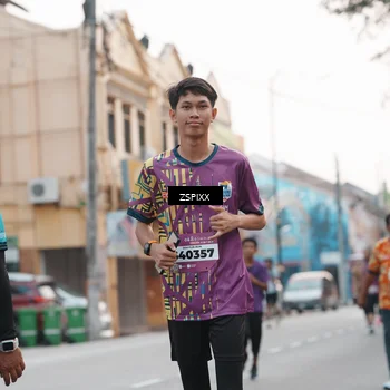 Runner Photo 5892635