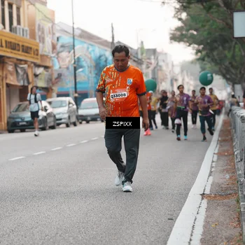 Runner Photo 5892657