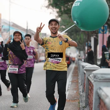 Runner Photo 5892659