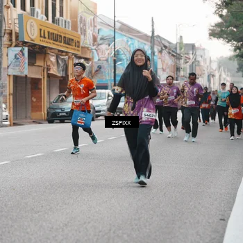 Runner Photo 5892681