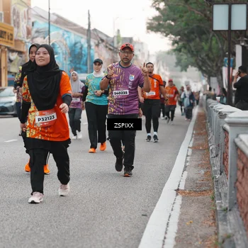 Runner Photo 5892701