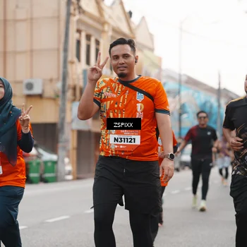 Runner Photo 5892721