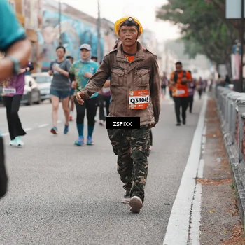 Runner Photo 5892749