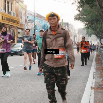Runner Photo 5892754