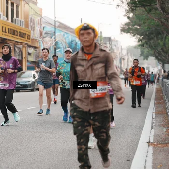 Runner Photo 5892756