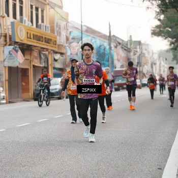 Runner Photo 5892772